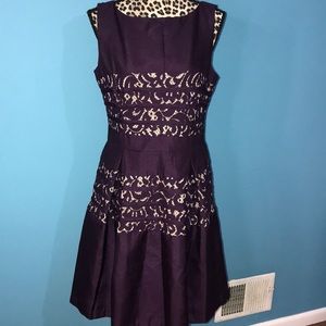 Just Taylor V Neck Dress